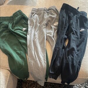 Nike Kids' Jogger Sweatpants in Forest Green, Heather Gray & Black